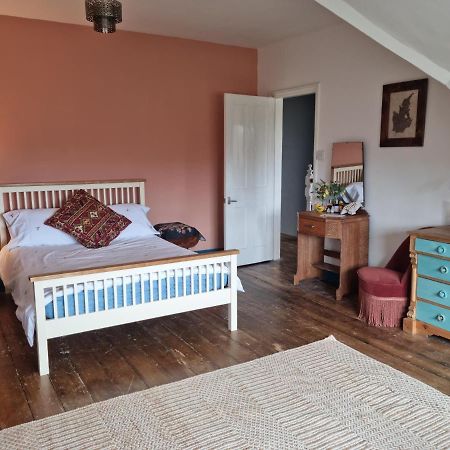 Spacious Top Floor Suite Top Of Edwardian House Hastings Esterno foto