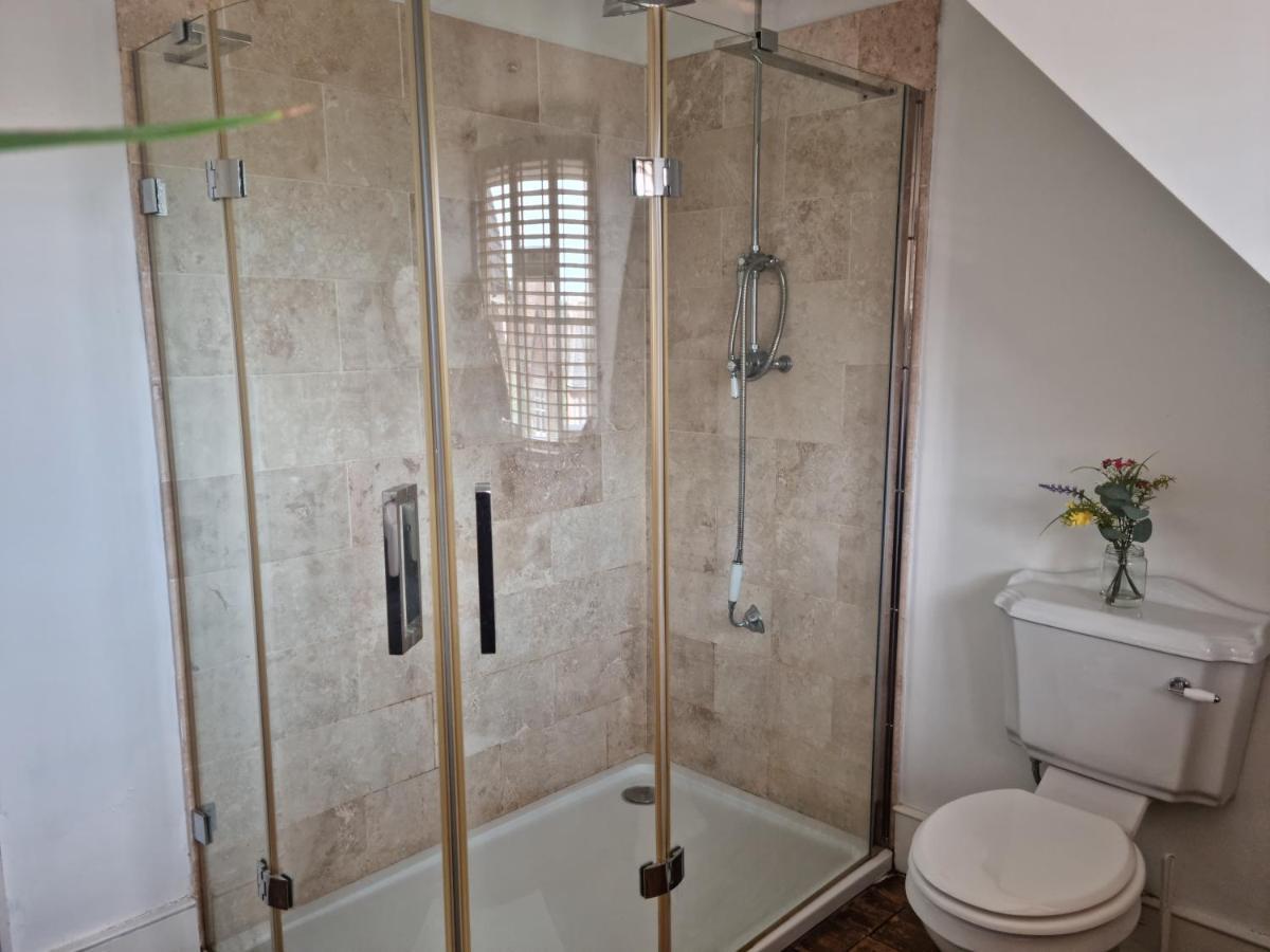 Hotel Beautiful Space On Top Of Edwardian House Hastings Esterno foto